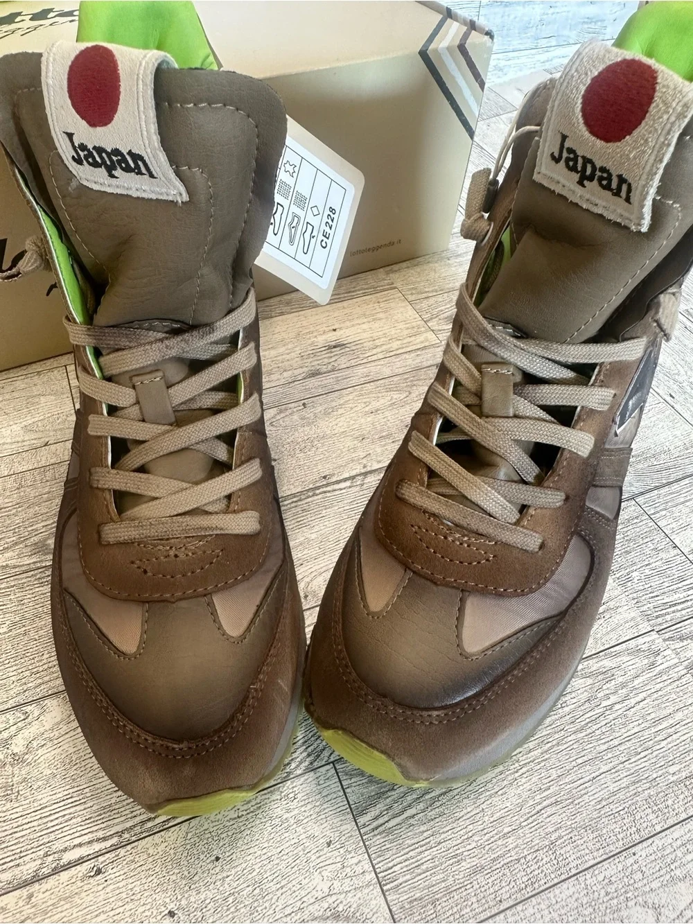 Lotto Leggenda Tokyo NY Mid Sneakers Women’s 7 EU 38 Brown Lime NEW w/ Box